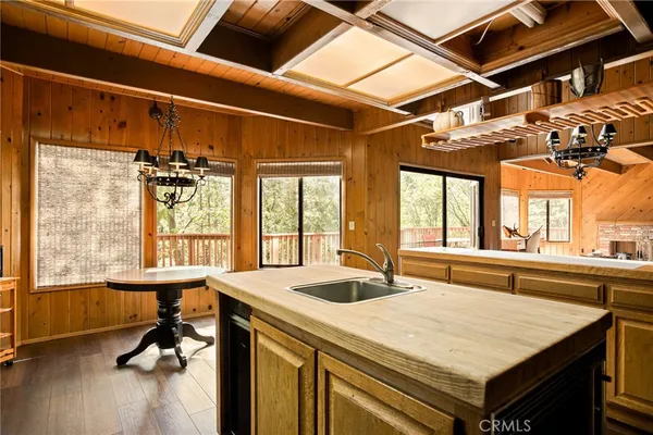 $779,000 | 109 Old Toll Road, Lake Arrowhead, CA 92352