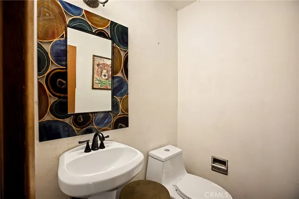$779,000 | 109 Old Toll Road, Lake Arrowhead, CA 92352