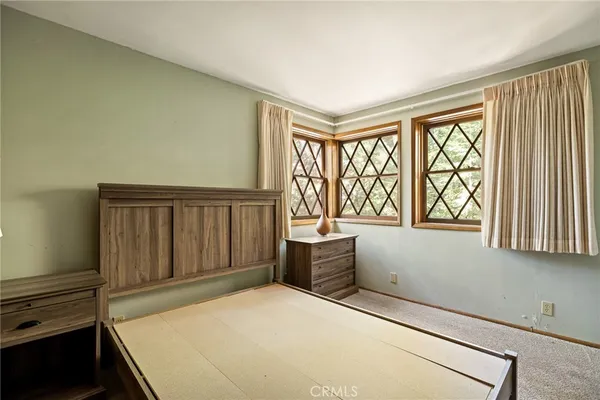 $779,000 | 109 Old Toll Road, Lake Arrowhead, CA 92352