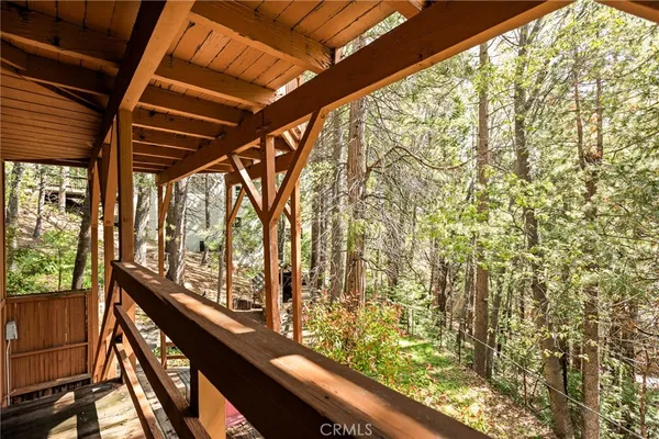 $779,000 | 109 Old Toll Road, Lake Arrowhead, CA 92352