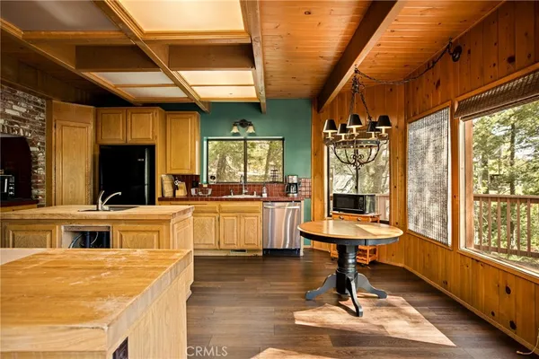 $779,000 | 109 Old Toll Road, Lake Arrowhead, CA 92352
