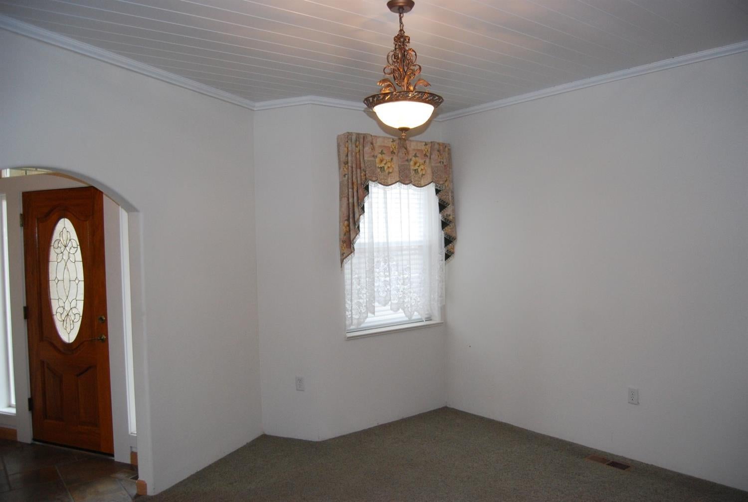 827 Ridgeway Avenue Central Point, OR 97502 - Photo 21 of 34 Additional Photo