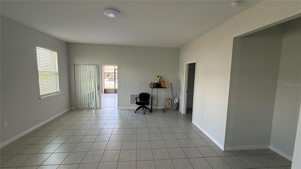 5624 Beggs Road St. Cloud, FL 34771 - Photo 9 of 18 Gallery Image 9