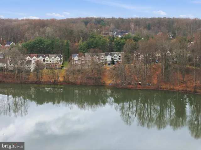 $550,000 | 15628 Montview Drive, Dumfries, VA 22025