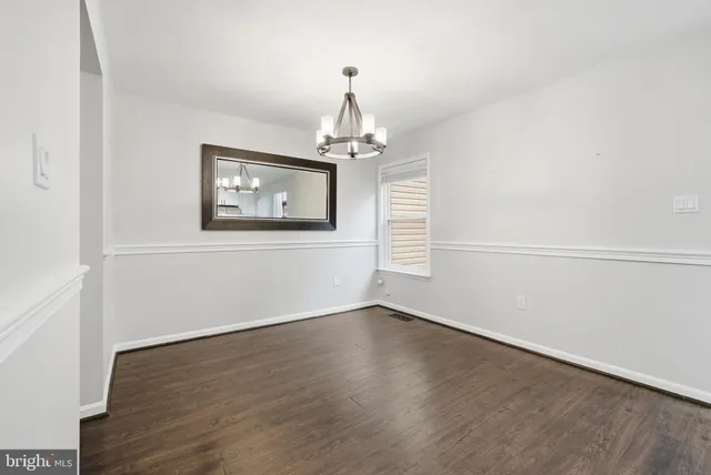 $550,000 | 15628 Montview Drive, Dumfries, VA 22025