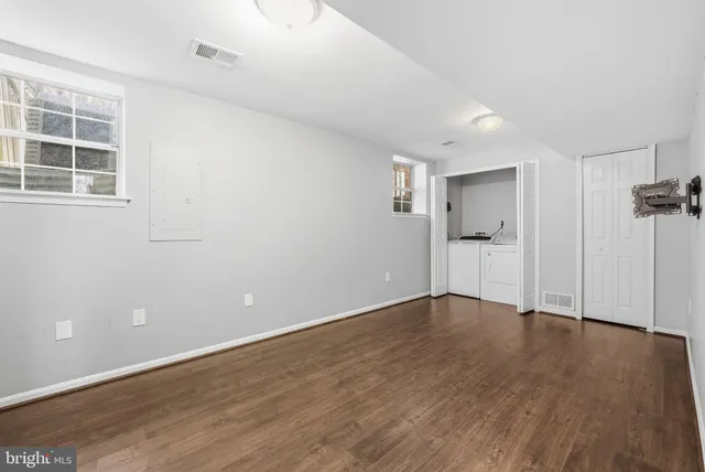 $550,000 | 15628 Montview Drive, Dumfries, VA 22025