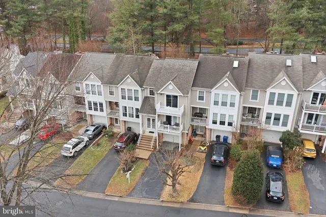 $550,000 | 15628 Montview Drive, Dumfries, VA 22025