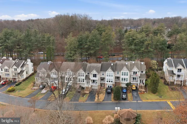 $550,000 | 15628 Montview Drive, Dumfries, VA 22025