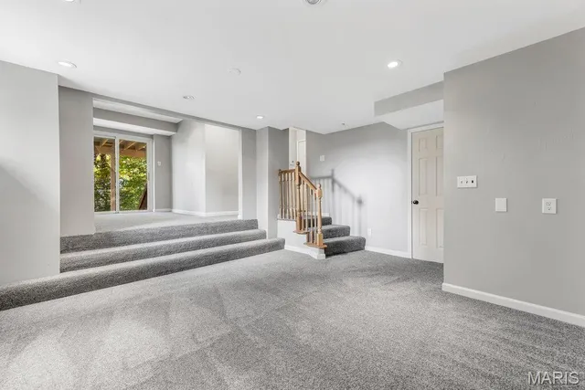 $1,995 | 105 Glenbarr Court, Valley Park, MO 63088