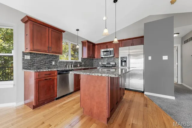 $1,995 | 105 Glenbarr Court, Valley Park, MO 63088