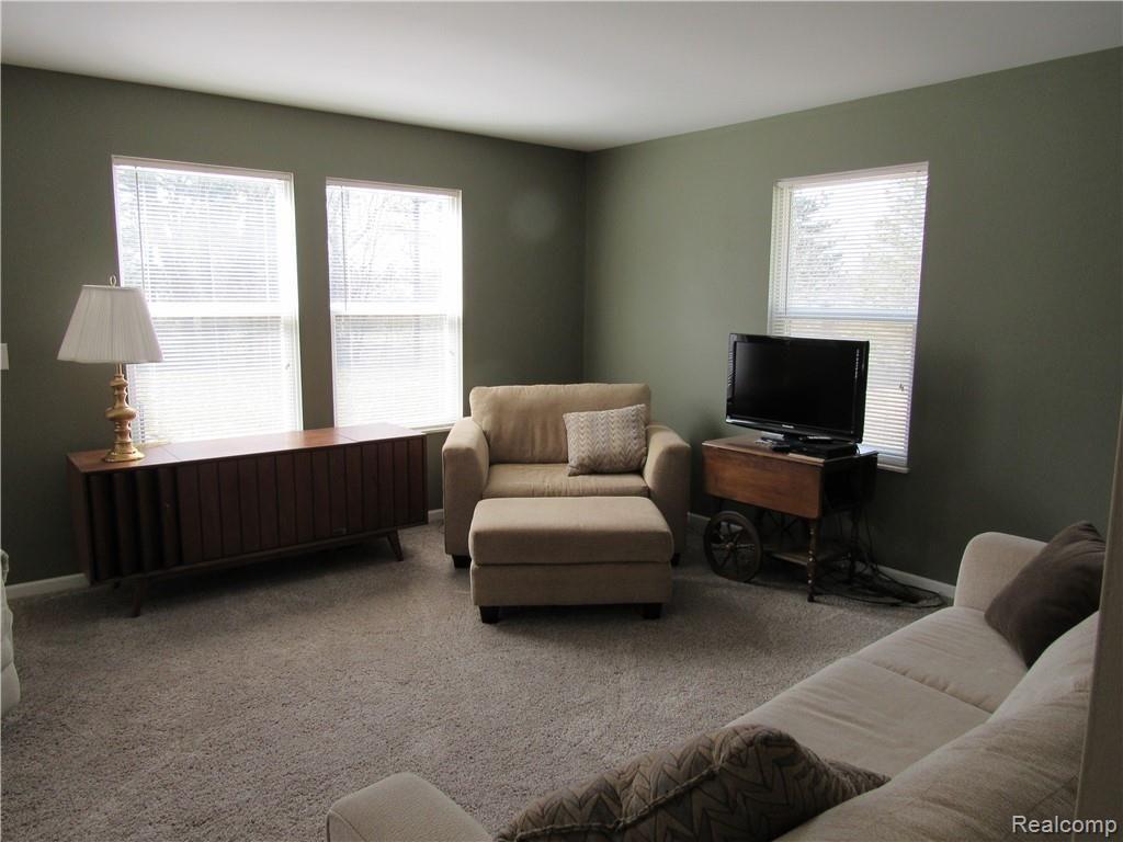 10353 Coolidge Road Goodrich, MI 48438 - Photo 8 of 22 IMG_0628.JPG