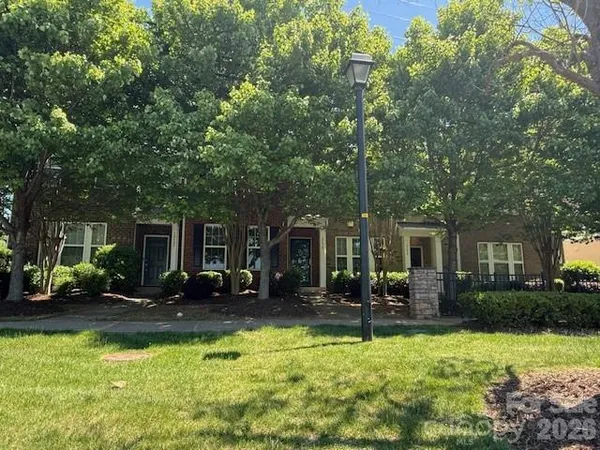 $415,000 | 18478 West Catawba Avenue, Cornelius, NC 28031