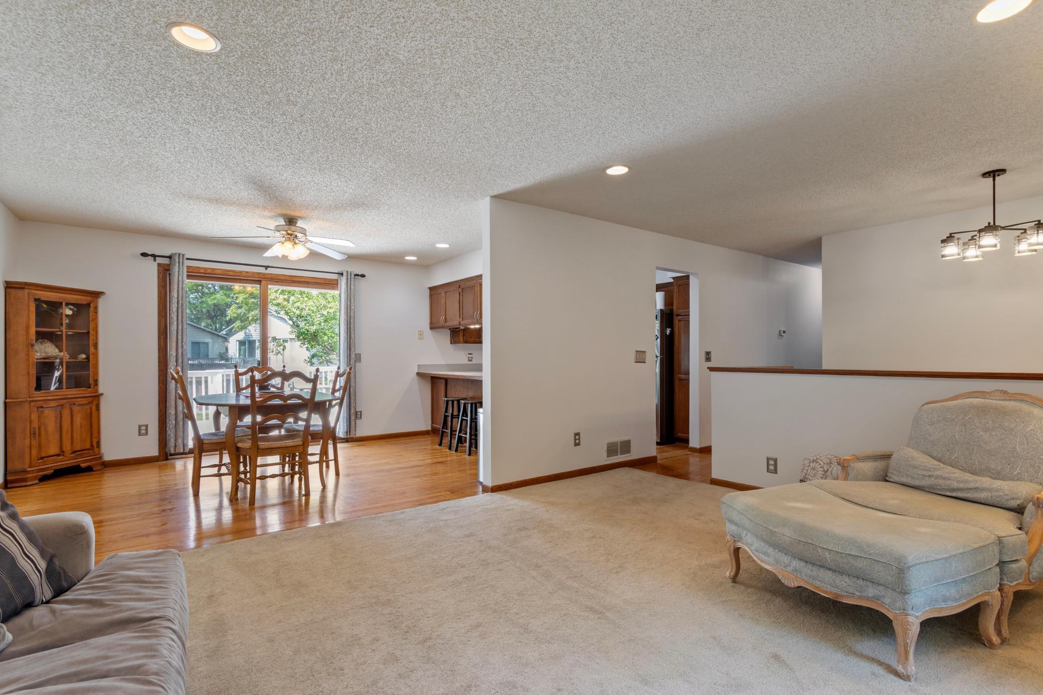 4263 Sun Cliff Road Eagan, MN 55122 - Photo 8 of 23 Gallery Image 8