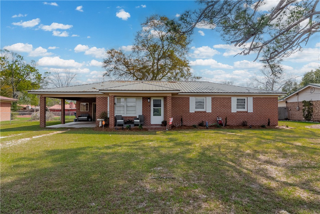 2857 Cherokee Street Waycross, GA 31503 - Photo 1 of 24