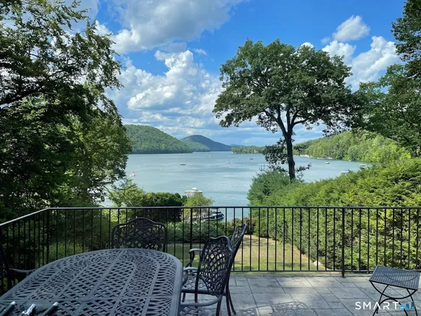 $2,495,000 | 892 Candlewood Lake Road South, New Milford, CT 06776