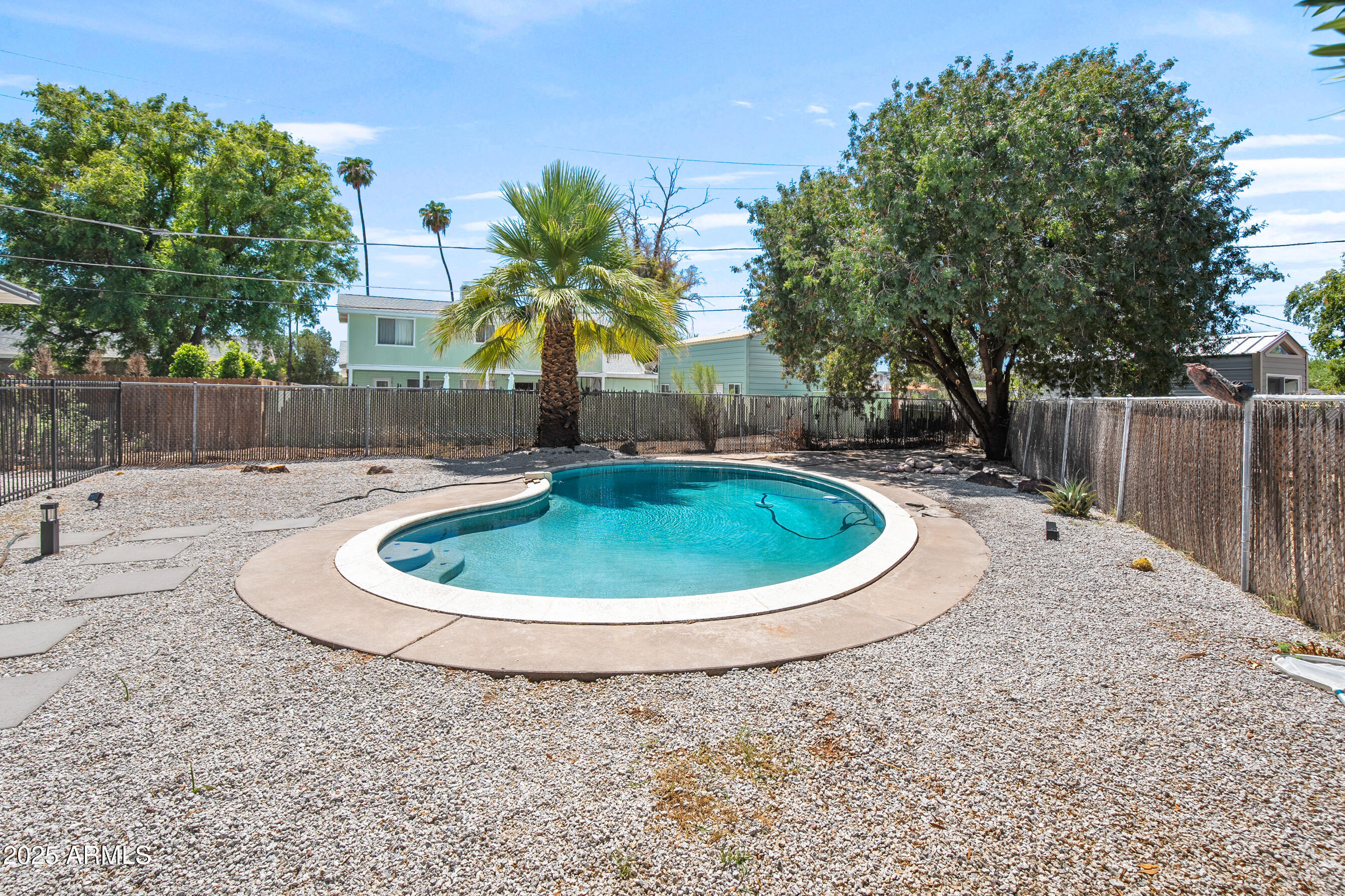 3933 East Flower Street Phoenix, AZ 85018 - Photo 27 of 37 Back yard