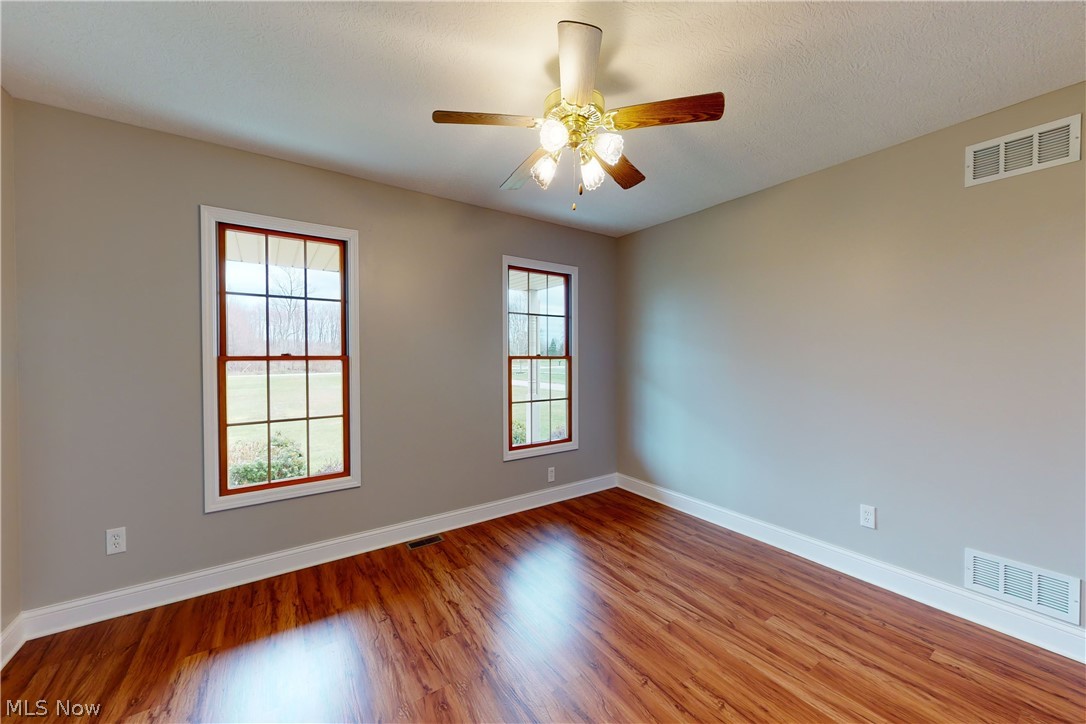9552 Reed Road Grafton, OH 44044 - Photo 9 of 35 Gallery Image 9
