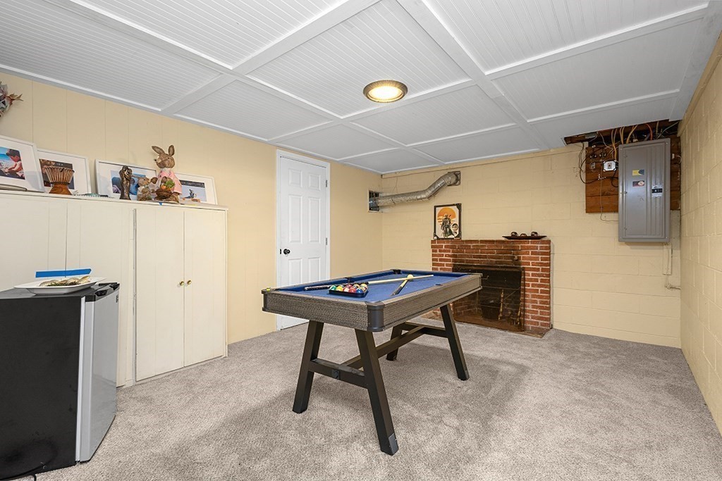 73 High Street Medfield, MA 02052 - Photo 32 of 38