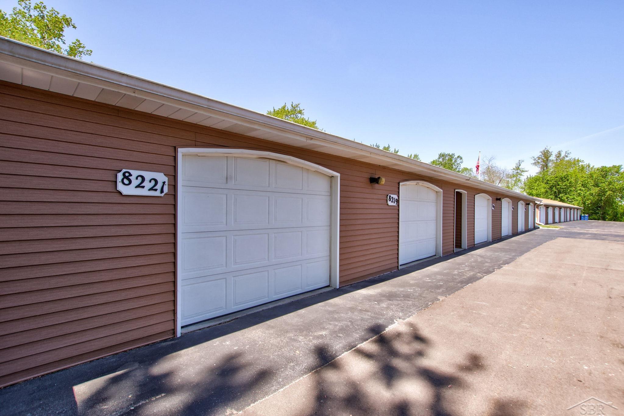 8221 Midland Road Freeland, MI 48623 - Photo 37 of 46 50110682-36.JPG