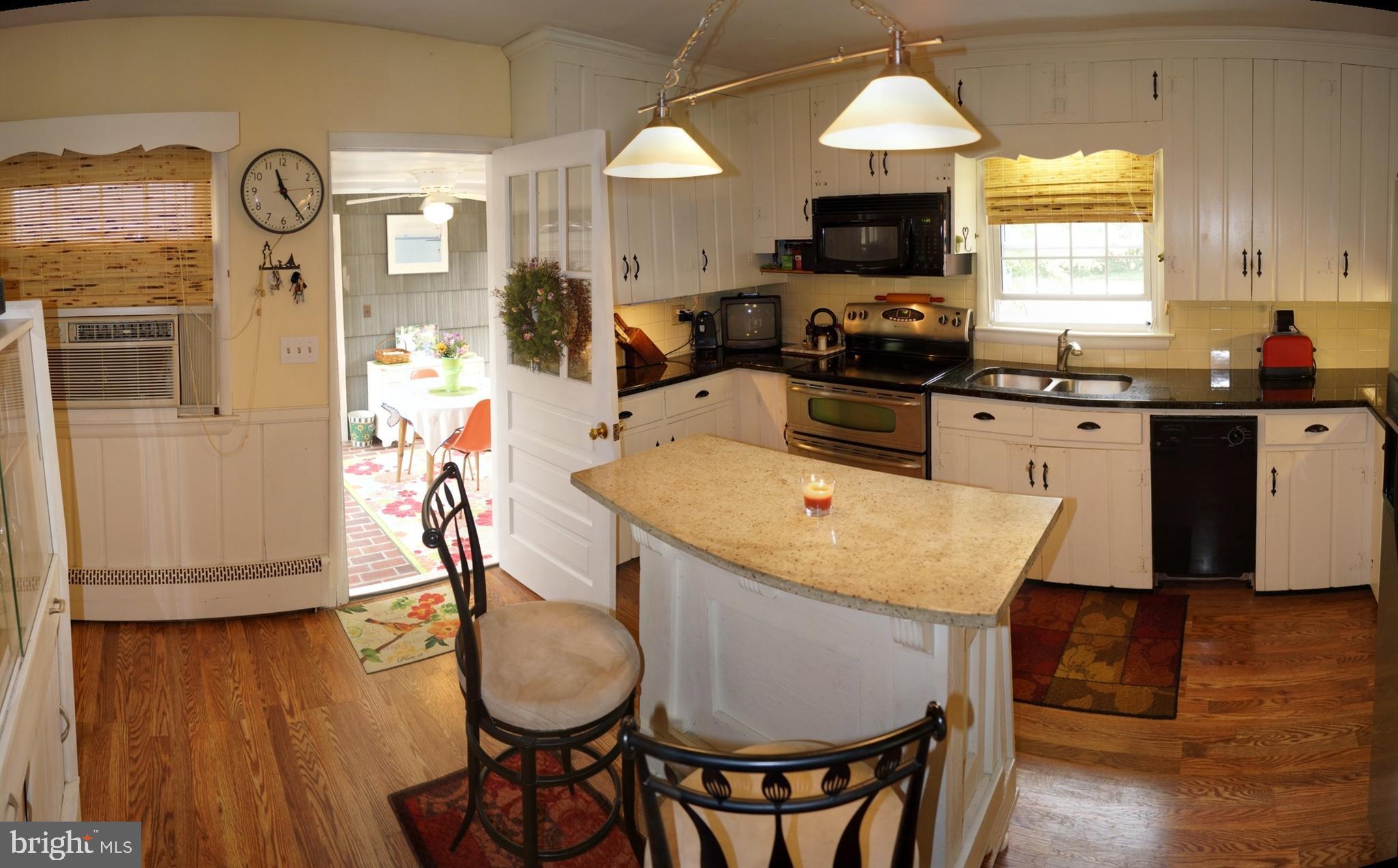 201 5th Street Ridgely, MD 21660 - Photo 9 of 17 Kitchen Opposite View
