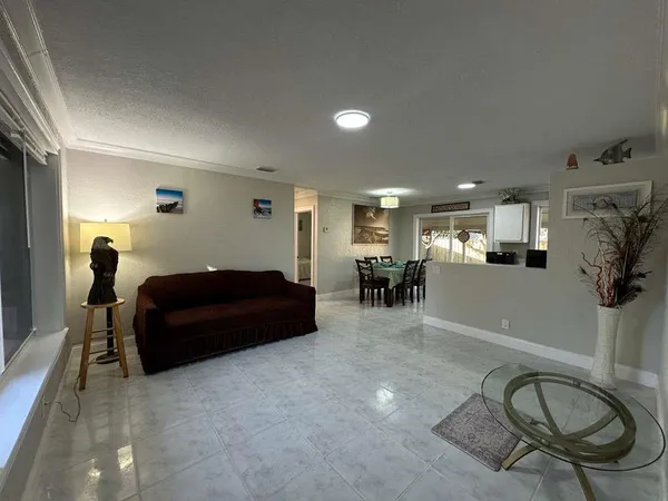 $395,000 | 6327 Southwest 2nd Street, Margate, FL 33068