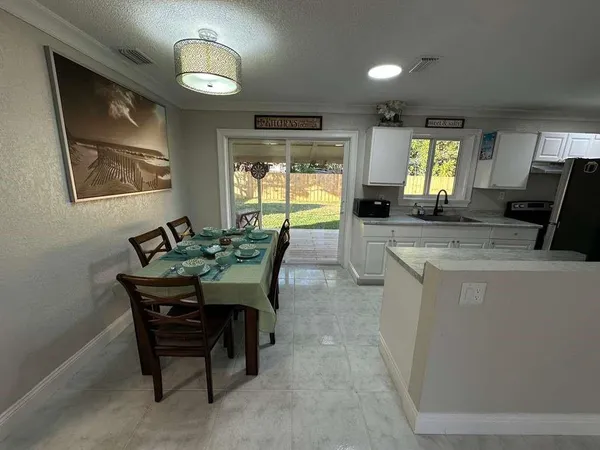 $395,000 | 6327 Southwest 2nd Street, Margate, FL 33068