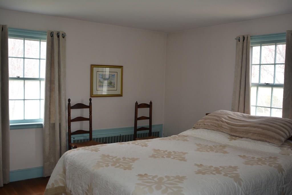 3 Point Road Cape Elizabeth, ME 04107 - Photo 29 of 35 Third bedroom. This bedroom has...