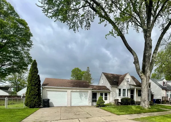 $207,500 | 9567 Columbia Street, Redford, MI 48239