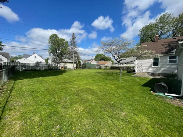 $207,500 | 9567 Columbia Street, Redford, MI 48239