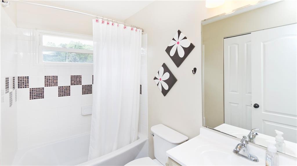 439 Tieline Road Grove City, PA 16127 - Photo 13 of 25 Gallery Image 13