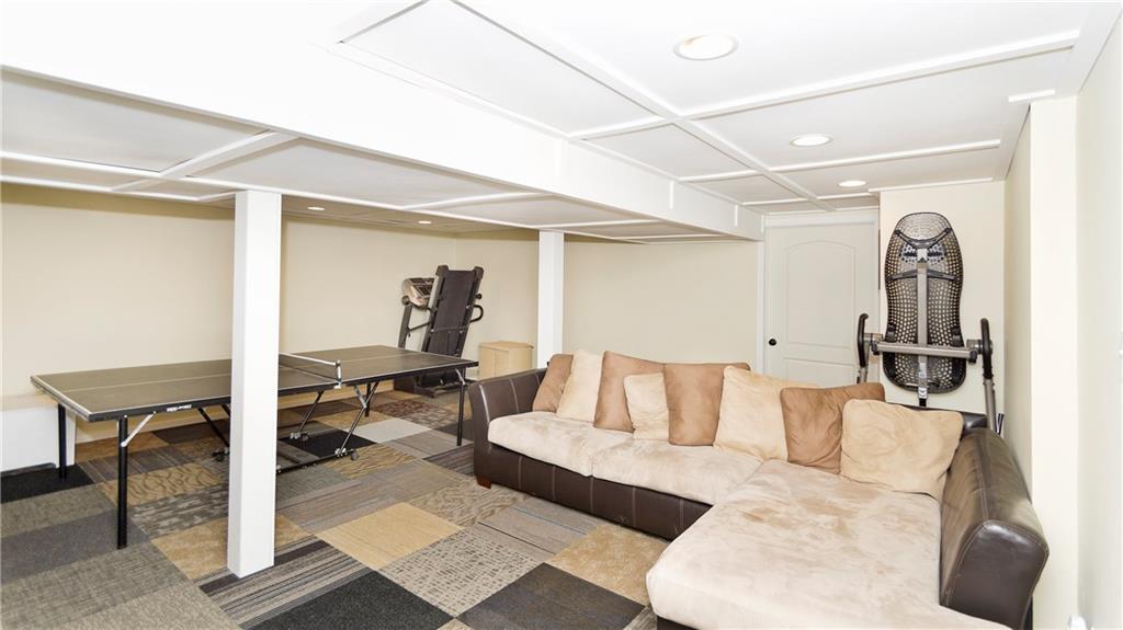 439 Tieline Road Grove City, PA 16127 - Photo 18 of 25 Gallery Image 18