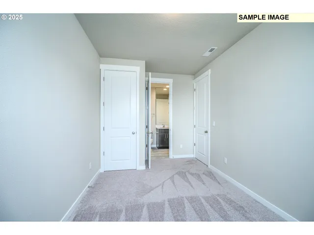 $549,960 | 956 Northeast Sagebrush Drive, Estacada, OR 97023