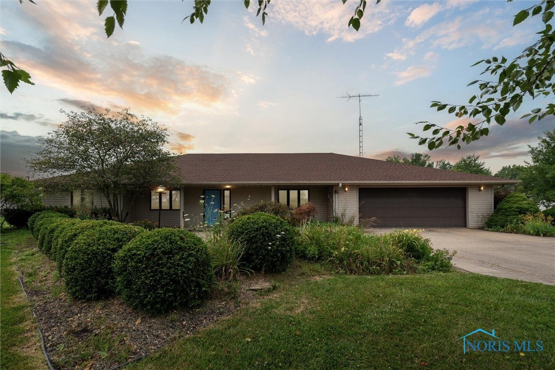 24544 Kammeyer Road Defiance, OH 43512 - Photo 1 of 50 Gallery Image 1
