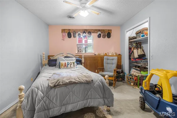 $319,000 | 16911 Christian Drive, Dexter, MO 63841