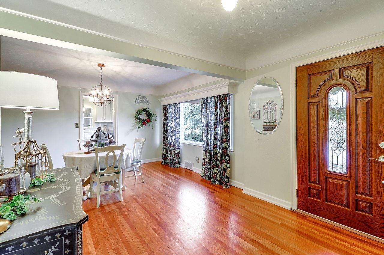 9653 Winton Road Cincinnati, OH 45231 - Photo 8 of 45