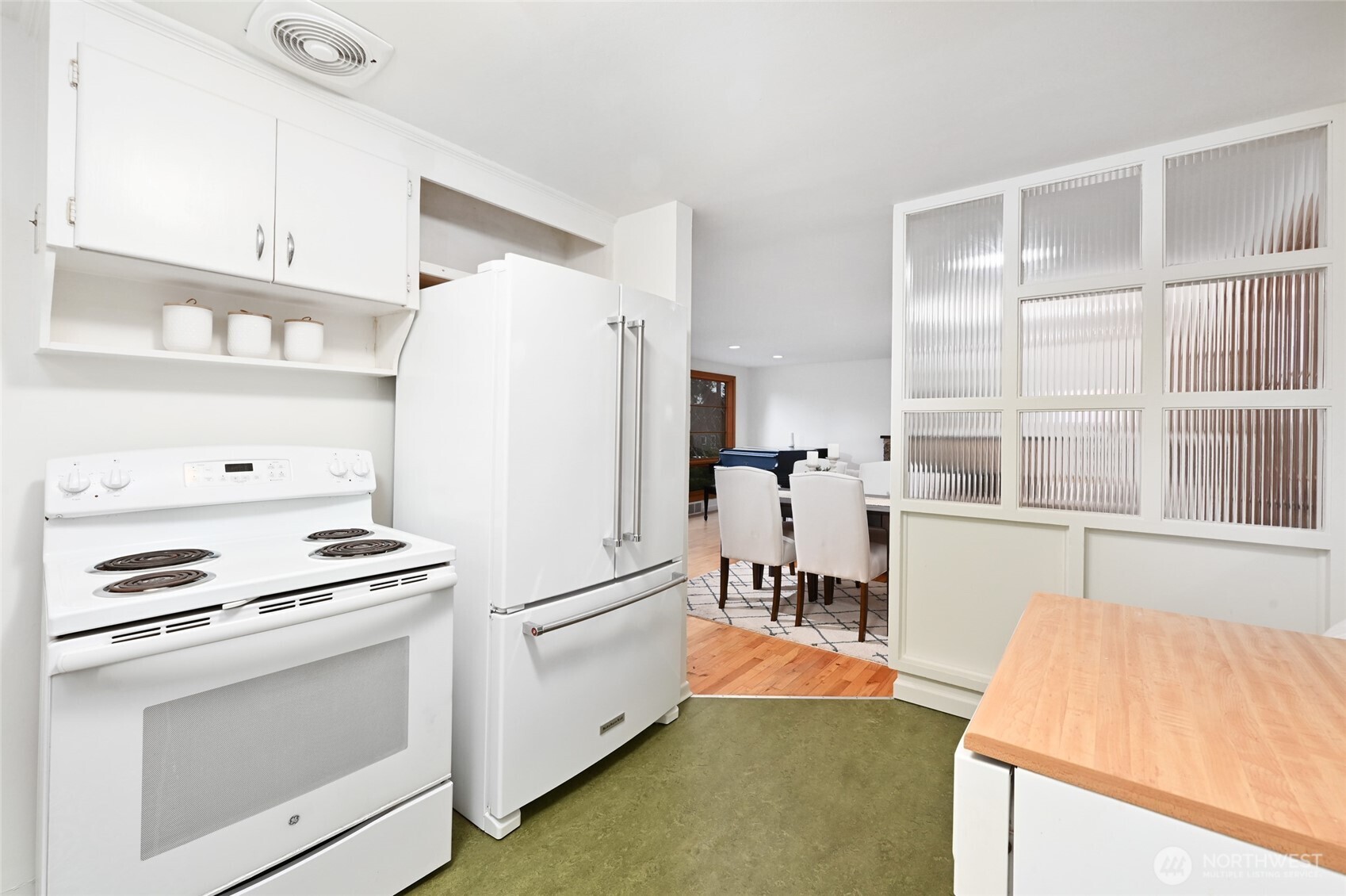 204 Northwest 131st Street Seattle, WA 98177 - Photo 12 of 33