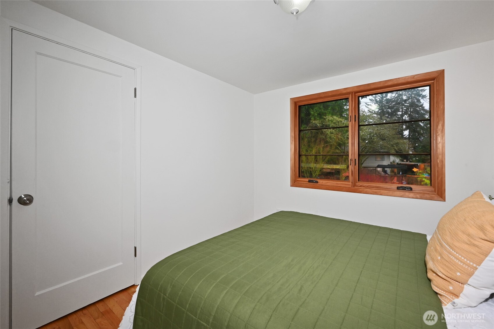 204 Northwest 131st Street Seattle, WA 98177 - Photo 15 of 33