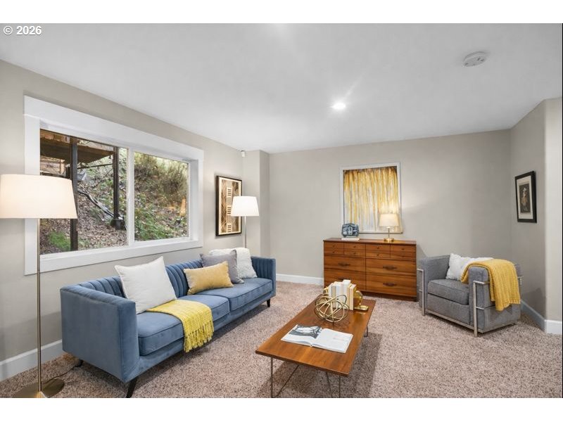 2010 Maple Terrace West Linn, OR 97068 - Photo 23 of 28 Family Room