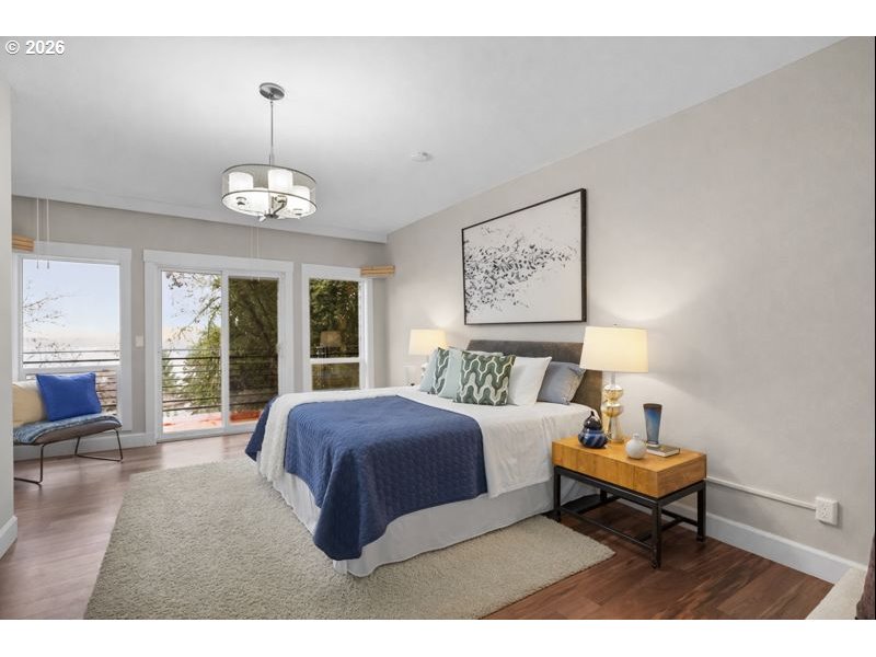 2010 Maple Terrace West Linn, OR 97068 - Photo 8 of 28 Primary Bedroom