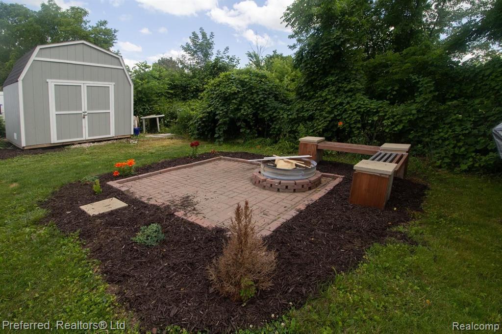 42449 Hanford Road Canton, MI 48187 - Photo 35 of 38 Gallery Image 35