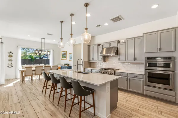 $825,000 | 2819 East Los Gatos Drive, Phoenix, AZ 85050