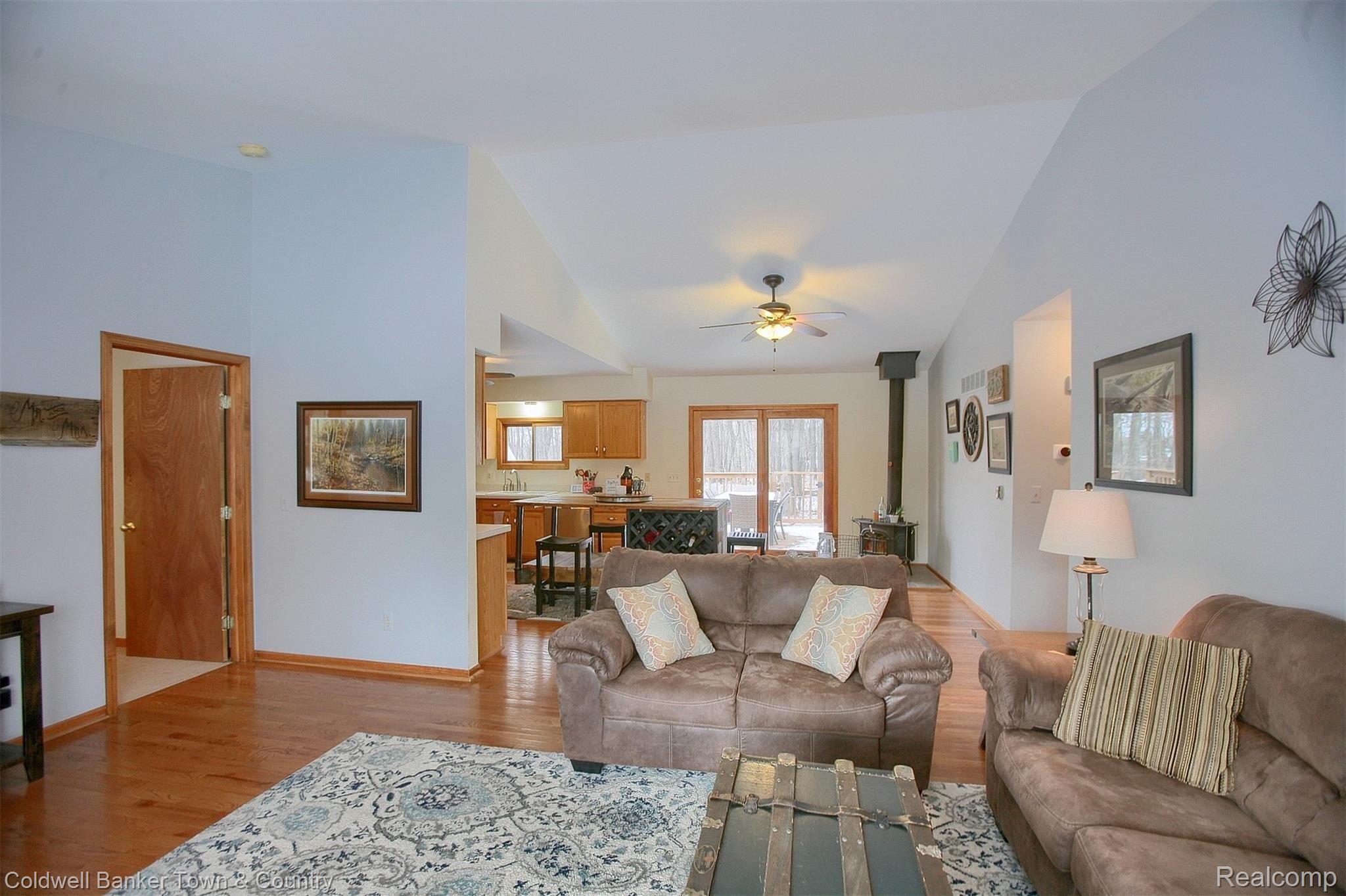 2457 Beck Road Howell, MI 48843 - Photo 5 of 27 12 Great-Room-3rd-View.jpg