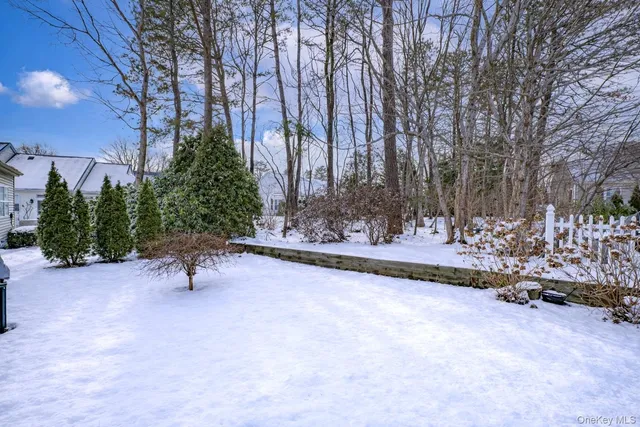 $569,500 | 408 Leisure Drive, Ridge, NY 11961