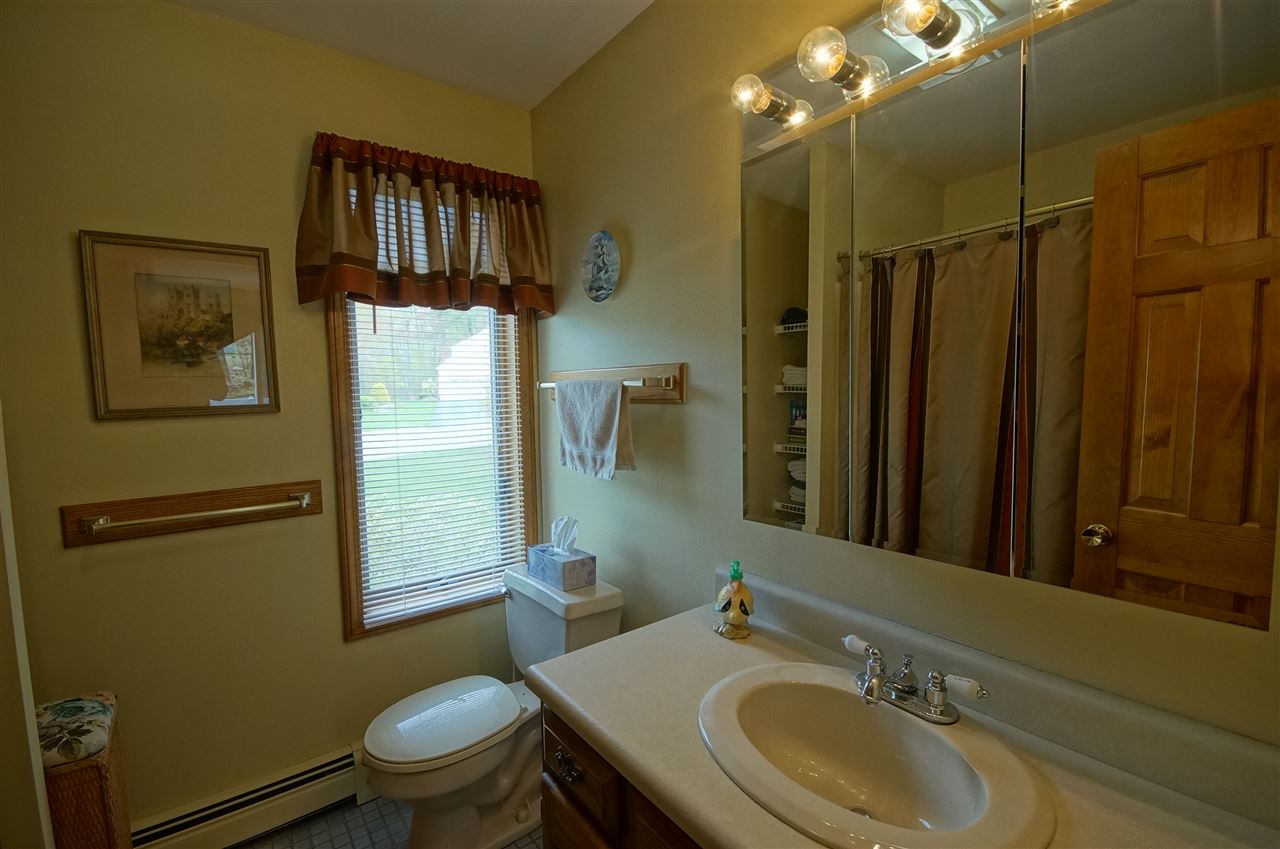 15 Lindsay Road Hooksett, NH 03106 - Photo 21 of 30