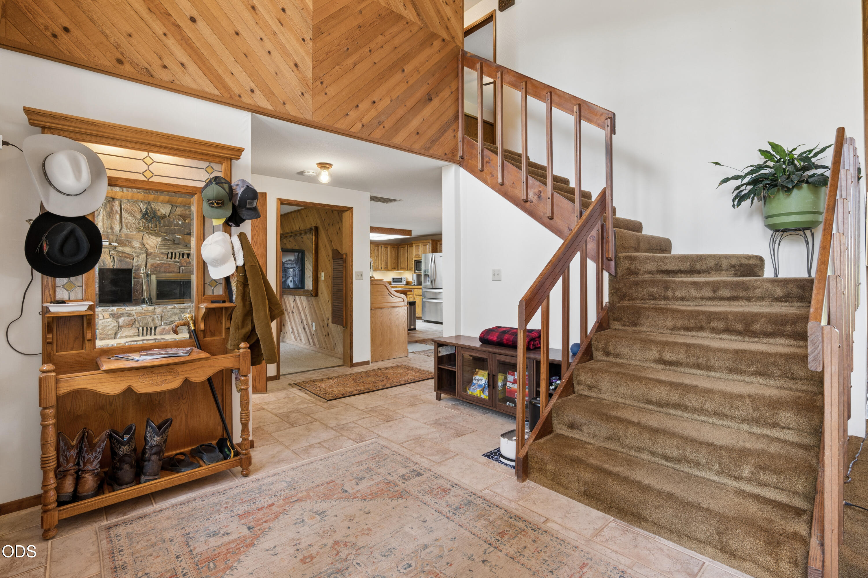 1853 Ridge Water Drive Sutherlin, OR 97479 - Photo 5 of 27 4