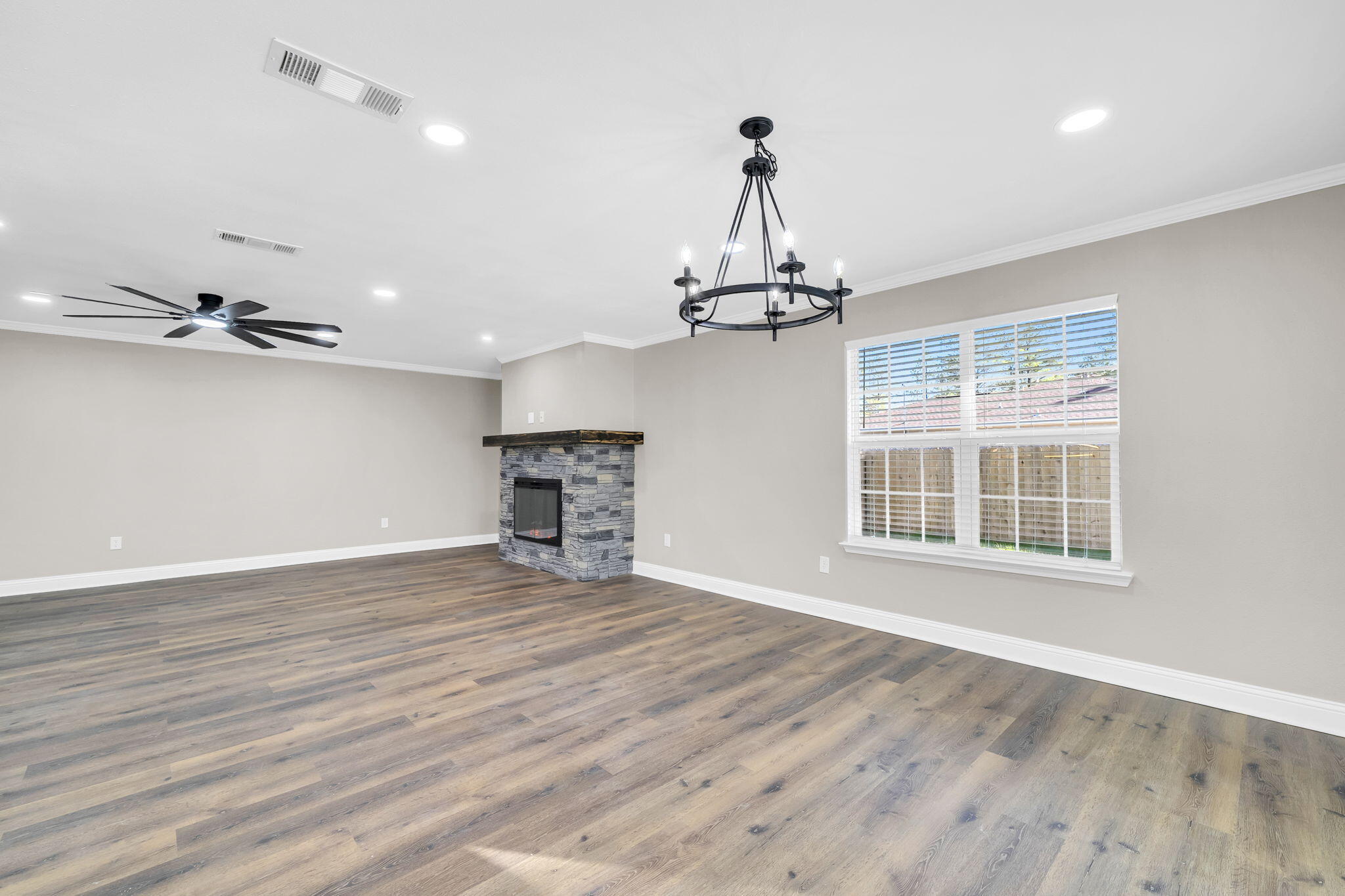 4052 Randi Road Crestview, FL 32539 - Photo 11 of 42 13-web-or-mls-DSC04439