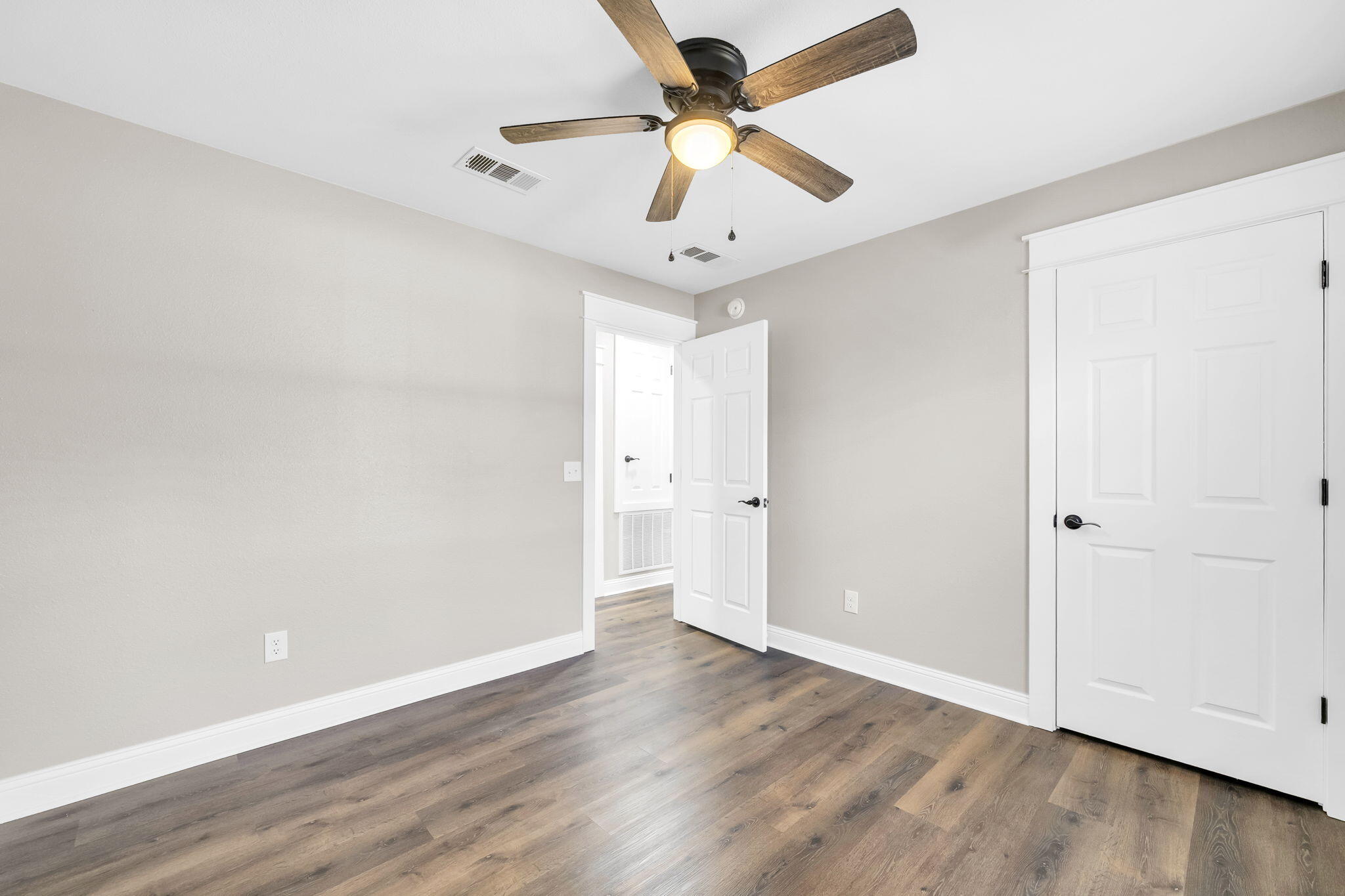 4052 Randi Road Crestview, FL 32539 - Photo 19 of 42 22-web-or-mls-DSC04484