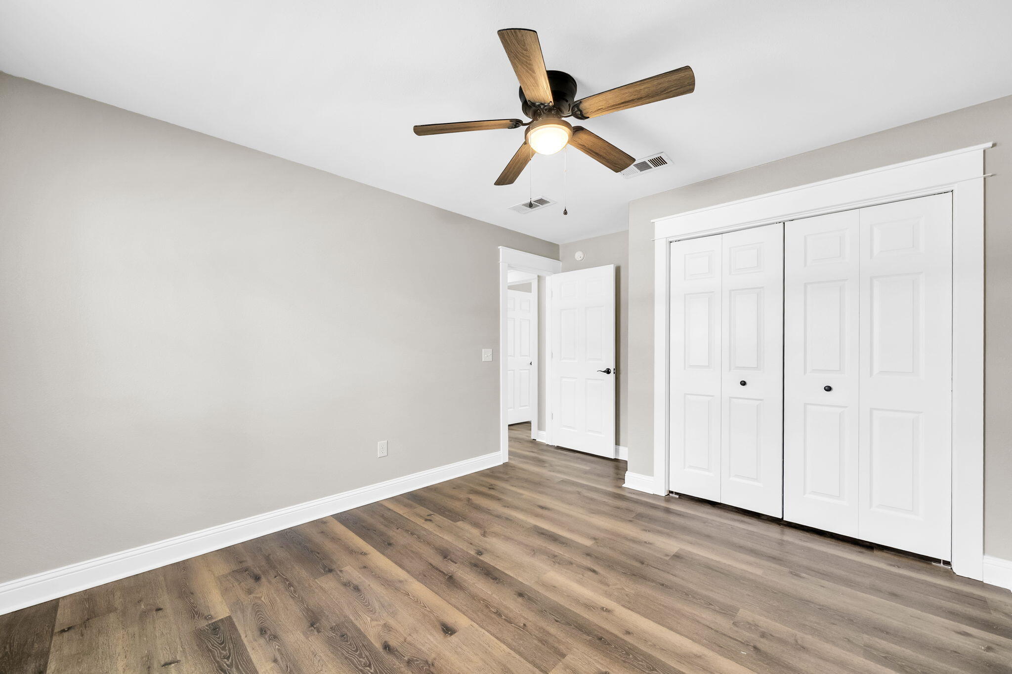 4052 Randi Road Crestview, FL 32539 - Photo 23 of 42 27-web-or-mls-DSC04509