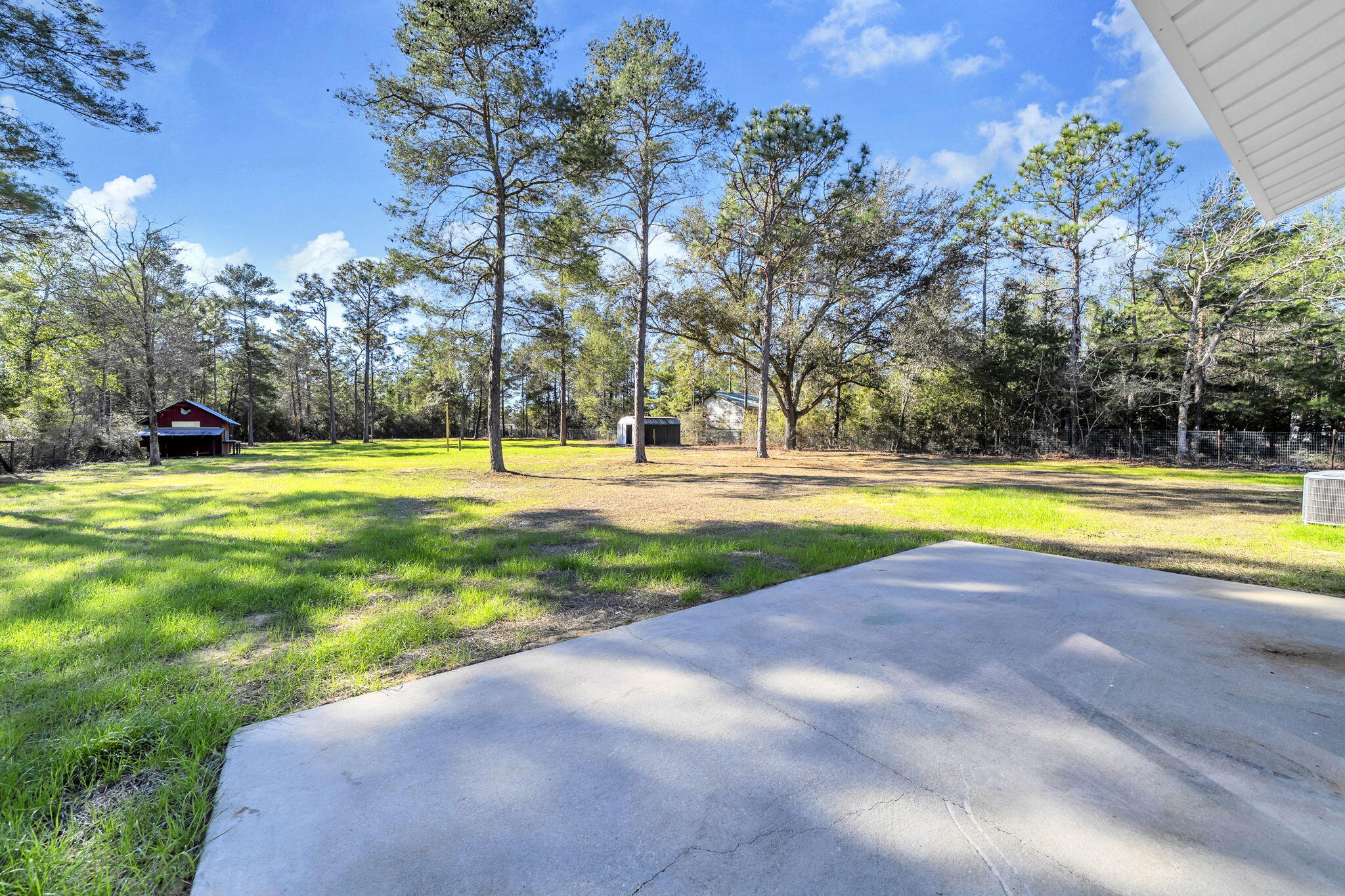 4052 Randi Road Crestview, FL 32539 - Photo 31 of 42 35-web-or-mls-DSC04549