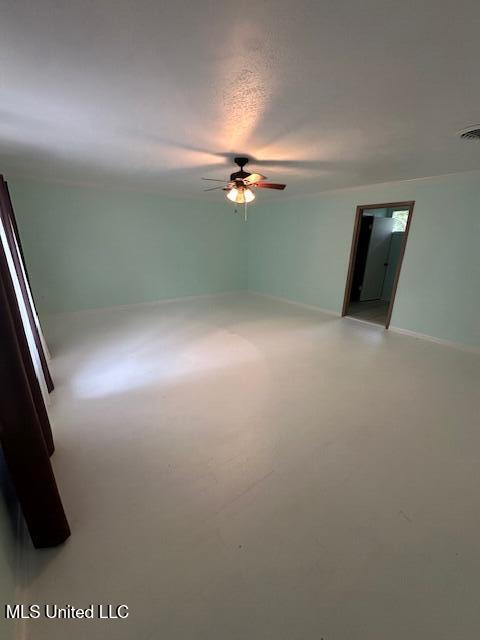 1717 Robinson Street Natchez, MS 39120 - Photo 6 of 17 IMG_9981